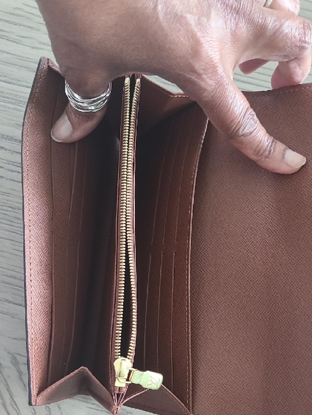 Louis Vuitton Brown Monogram Envelope Wallet with Gold Snap - Picture 4 of 4